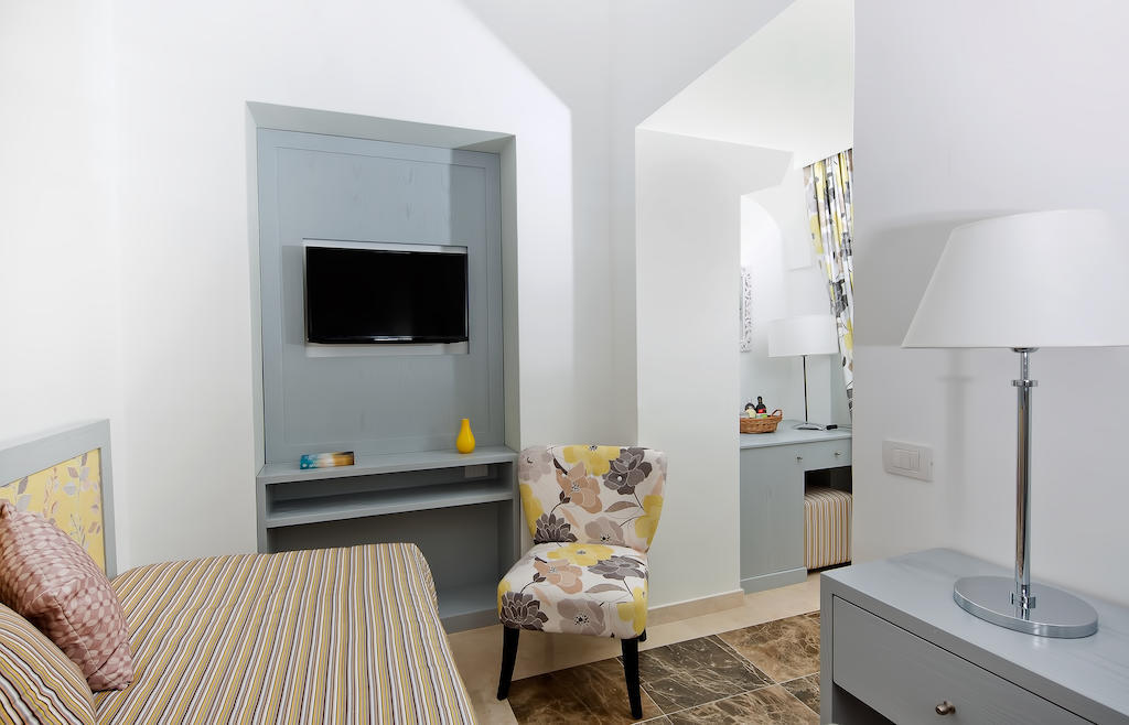 Wine Hotel